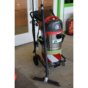 Brandweer waterzuiger met pomp