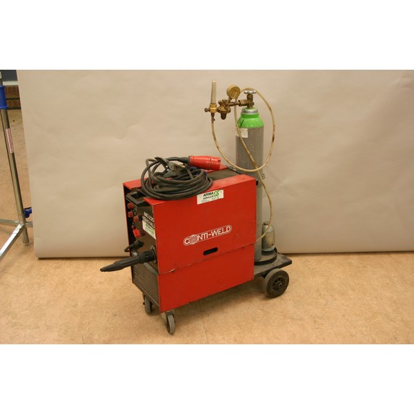 Lasapparaat 210A mig/ mag 400 V Lasapparaat 210A mig/ mag 400 V